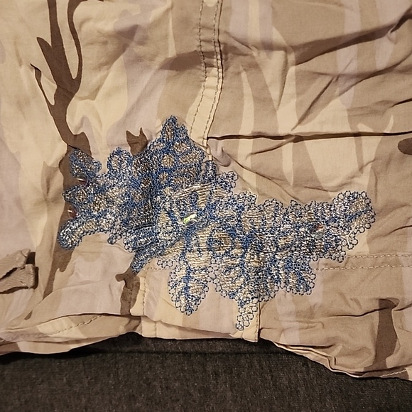 BB Jeans Capri (W291) - Picture 3 of 5